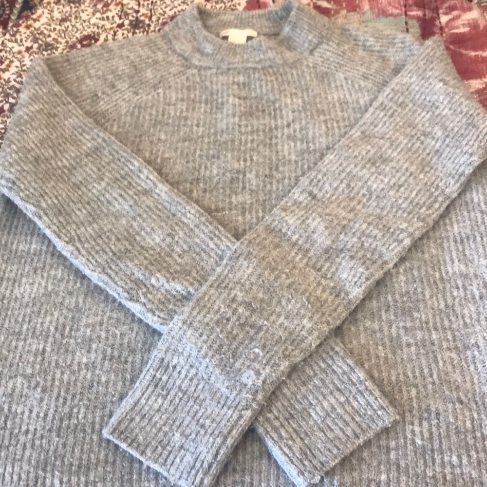 Grey knit sweater